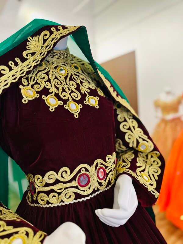 Elegant Traditional Afghan Dress - Image 2